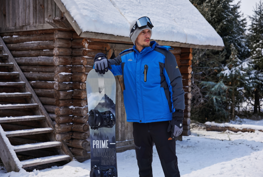 Softshell vs Hardshell Jacket: What Is the Difference?